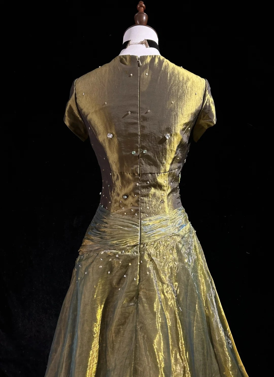 Vintage Abschlussballkleider Ballkleid Quadratischer Ausschnitt Olivgrün 80er Jahre Mit Perlen Lang Formelle Abendgarderobe N3873