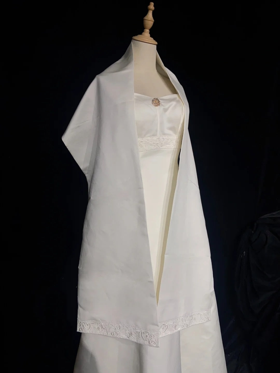 Zeitlose Hochzeitskleider Ballkleid Spaghettiträger Elfenbein mit Perlen Lang Brautkleid N3433