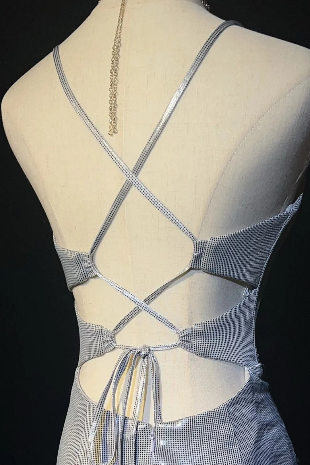 Inspirations Robes de Bal Vintage Sirène Bretelles Spaghetti Argent Dos Nu Années 80 Longue Robe de Soirée N2741