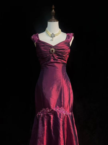 Robes de Bal Vintage Sirène Coeur Bordeaux avec Appliques Années 1960 Longue Robe de Soirée N2607