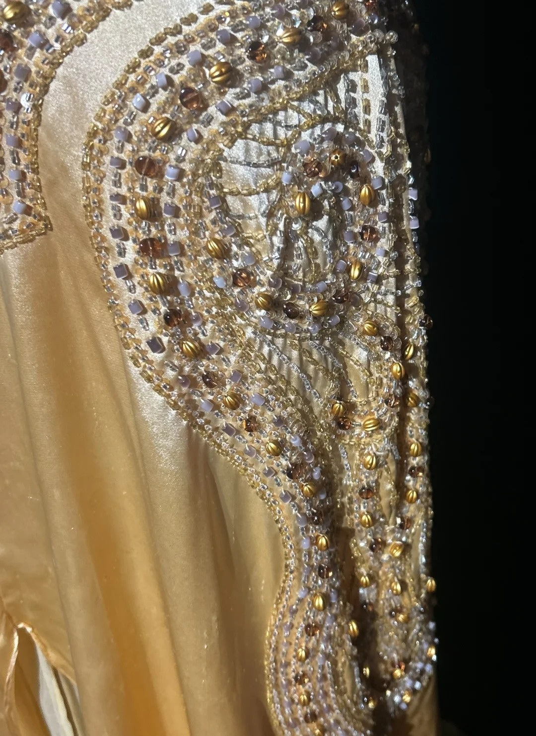 Bescheidene Abschlussballkleider für Oberstufen-Inspiration A-Linie Neckholder Gelb Semi-Formal Lange Abschlussballkleider für Teenager AB2153