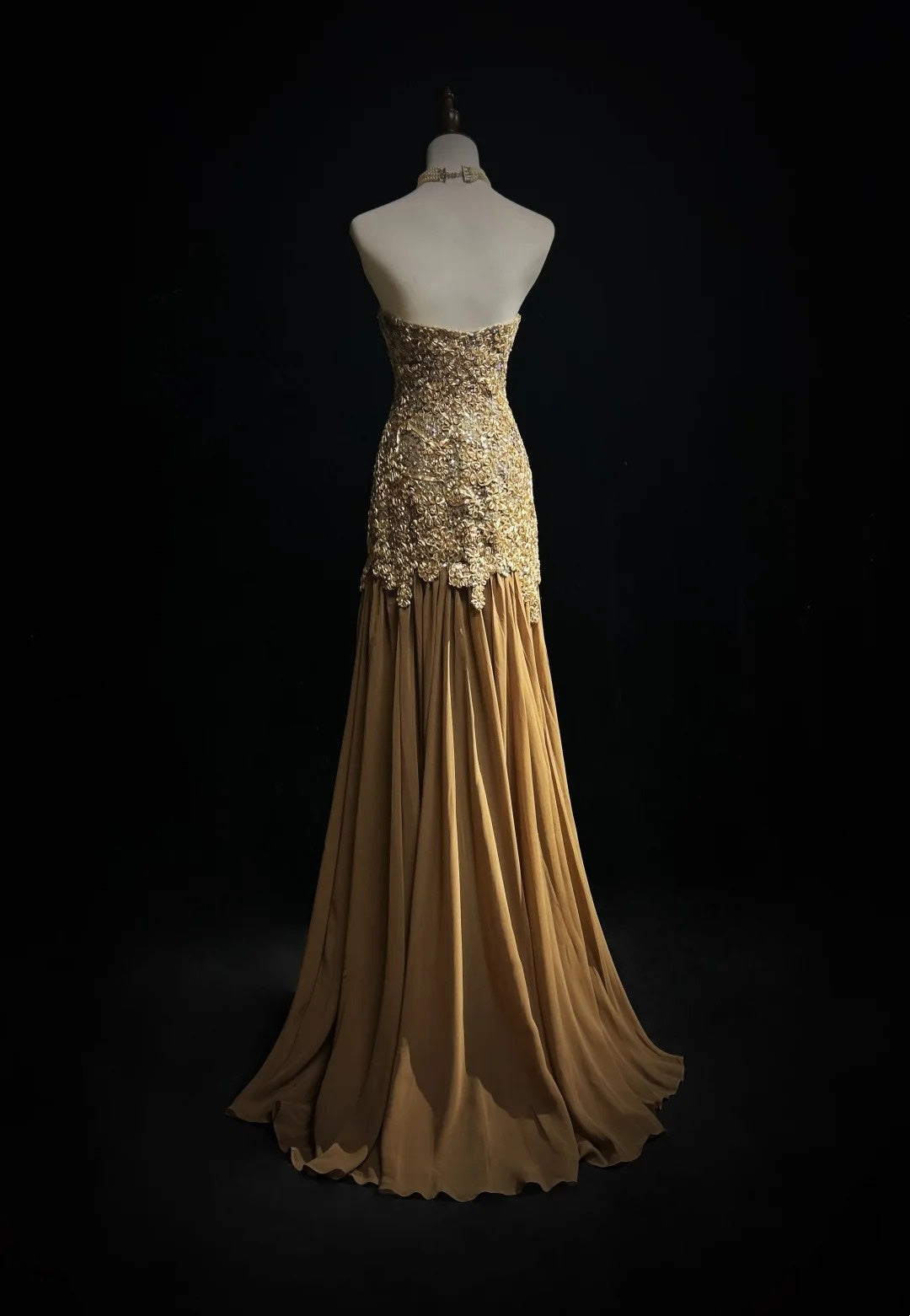 Vintage Abiballkleider 1960er Meerjungfrau Trägerlos Gold Spitze Lang Abiballkleid N3103