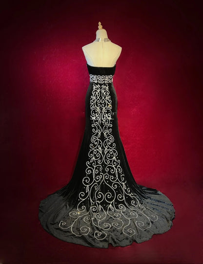 Robes de Bal Glamour Robe de Soirée Sirène Cœur Sans Bretelles Noire Velours Brodé Robe de Cérémonie N2883