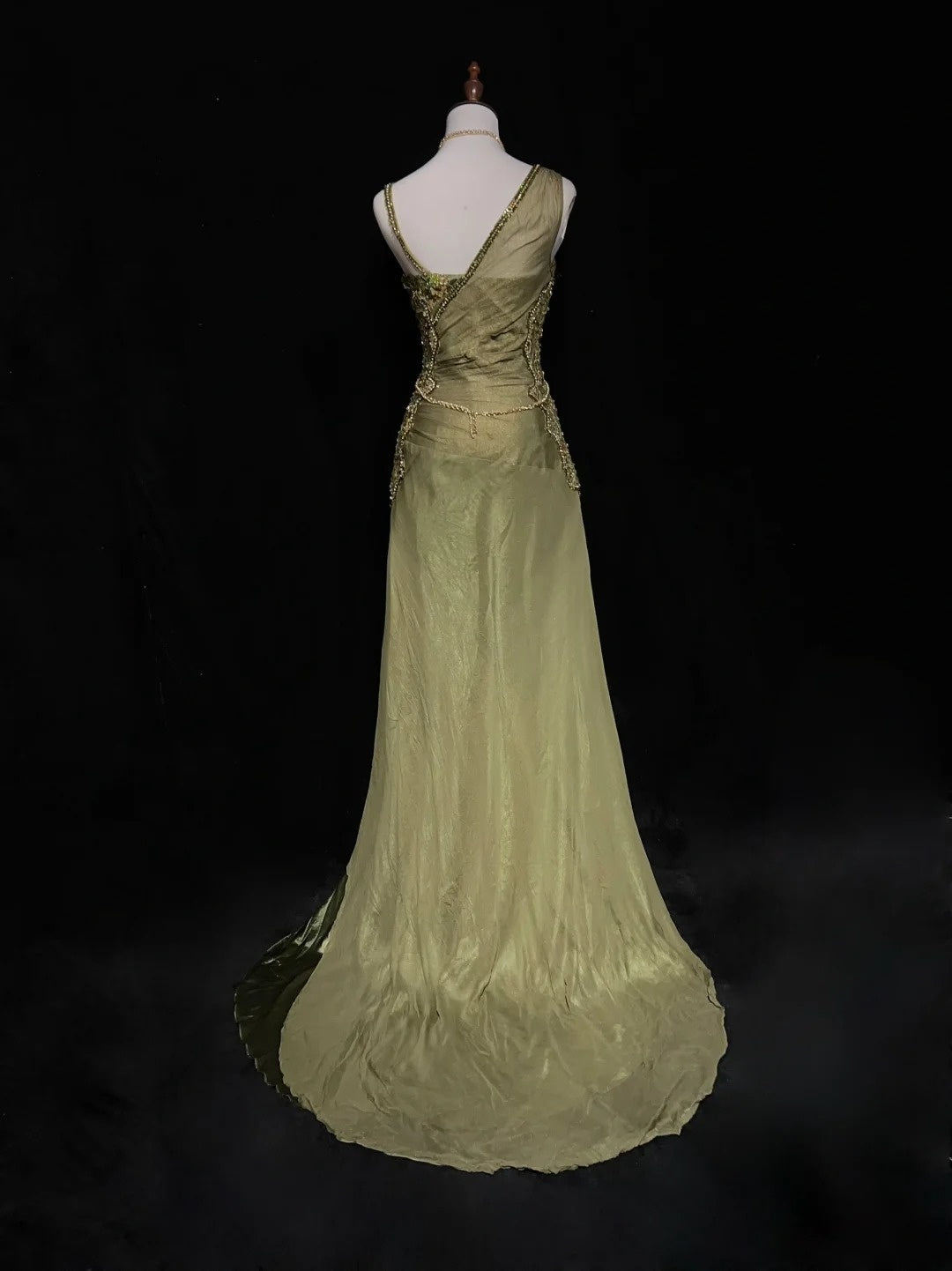 Robes de bal vintage sirène en mousseline vert olive avec perles Tenues de soirée formelles N3854