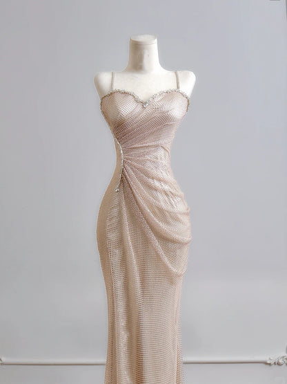 Robe de bal longue sirène à fines bretelles et sequins champagne, style modeste, idéale pour un 18e anniversaire ou une soirée élégante (N385)