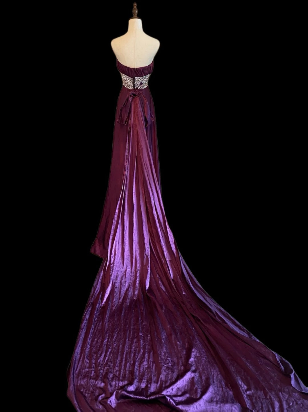 Vintage A line Strapless Purple With Beads Satin Prom Dresses Inspo Evening Outfits RB4025