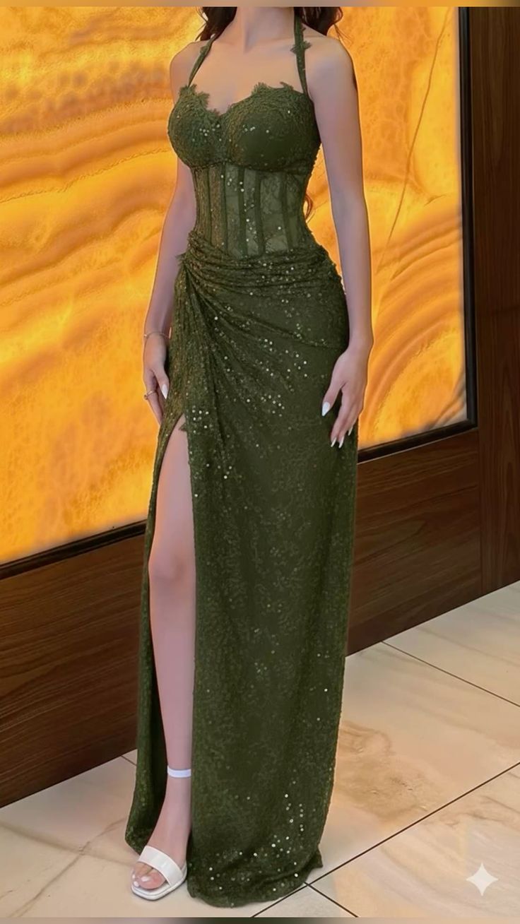 Sexy Meerjungfrauen-Neckholder-Abendkleid aus burgunderroter Spitze mit Schlitz, langes formelles Abendkleid mit Falten, Partykleid N351