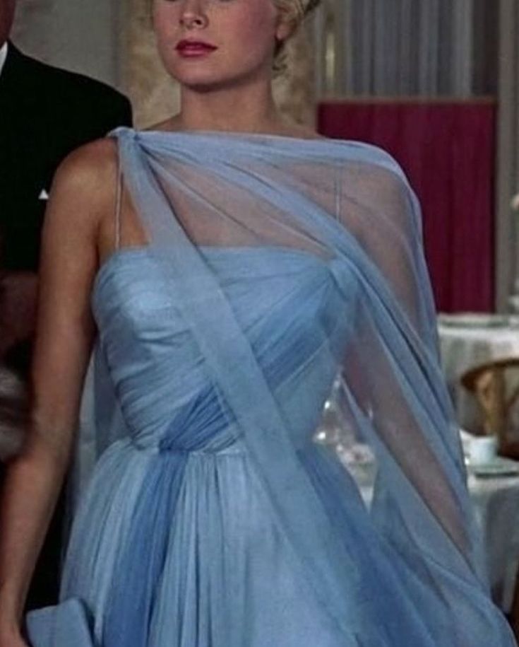 Robe de bal longue en mousseline plissée bleue, asymétrique, style sirène, sans manches, robe de bal inspirée RB1333