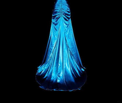 Robes de bal vintage Sirène Halter Satin Bleu Perlé Longue Robe de soirée N2378