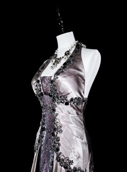 Vintage-Abendkleider, ästhetisches Meerjungfrauen-Neckholderkleid, silbergrauer Taft, klassisches Partykleid mit Kristallen und Strasssteinen, N2000