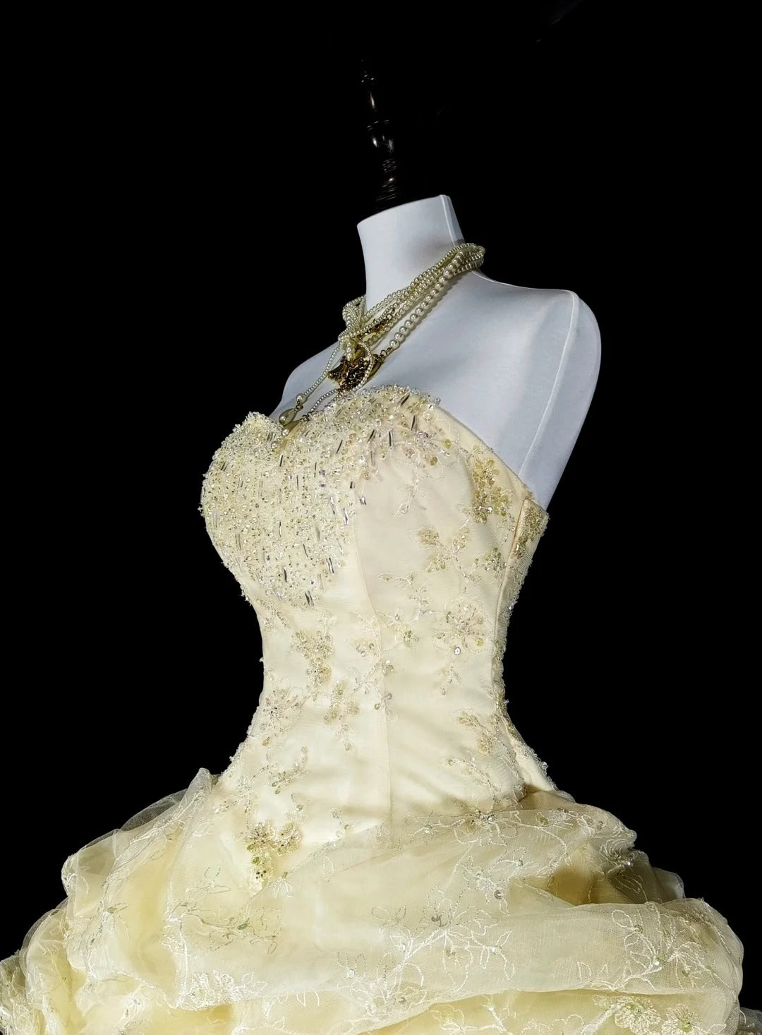 Bescheidene Ballkleider Gelb Trägerlos Ärmellos Sweet 16 Kleid Formelle Abendgarderobe N3514