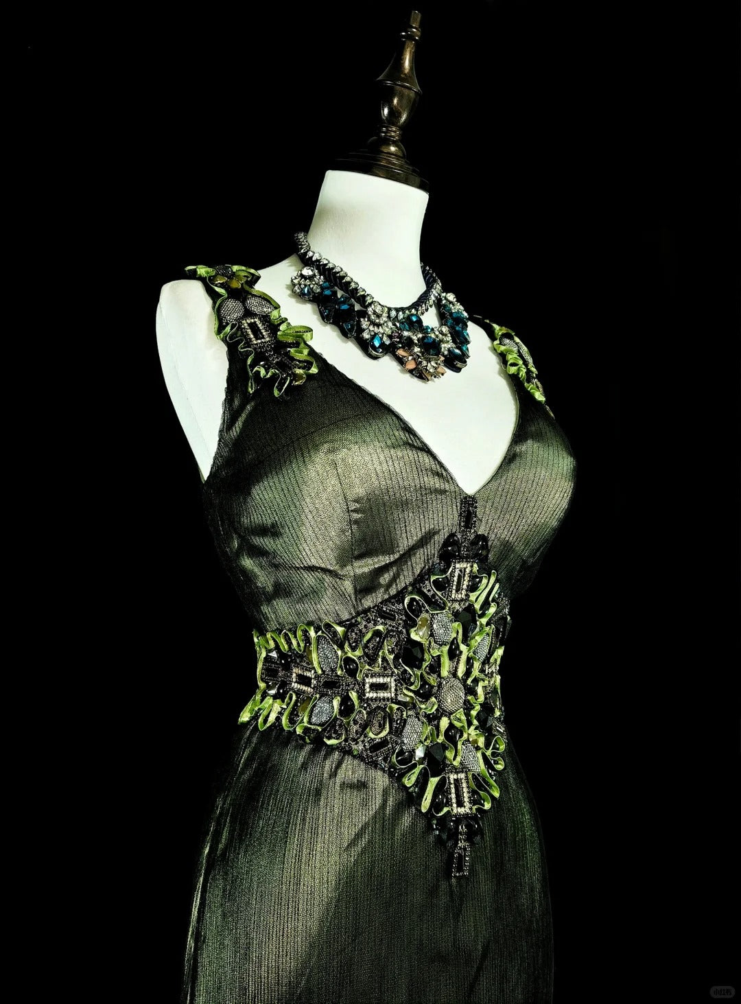 Vintage Prom Dresses Mermaid V Neck Olive Green Black Tulle With Beaded 90s Long Formal Gown N2716