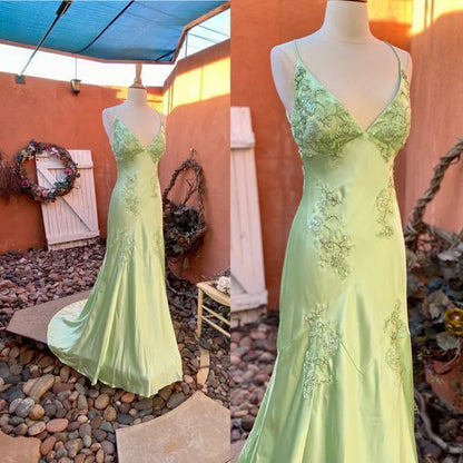 Pretty Mermaid V Neckline Green Satin Backless Evening Dress Prom Dresses With Beads AB957