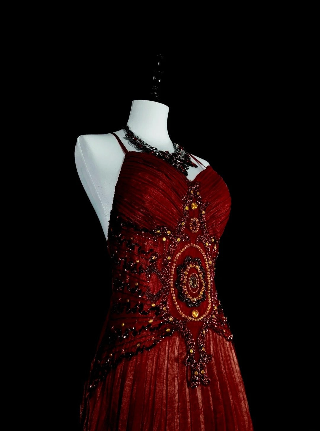 Robes de bal vintage Trapèze Col Haut Bretelles Fines Bordeaux Perlé Années 80 Longue Robe de Soirée N2704