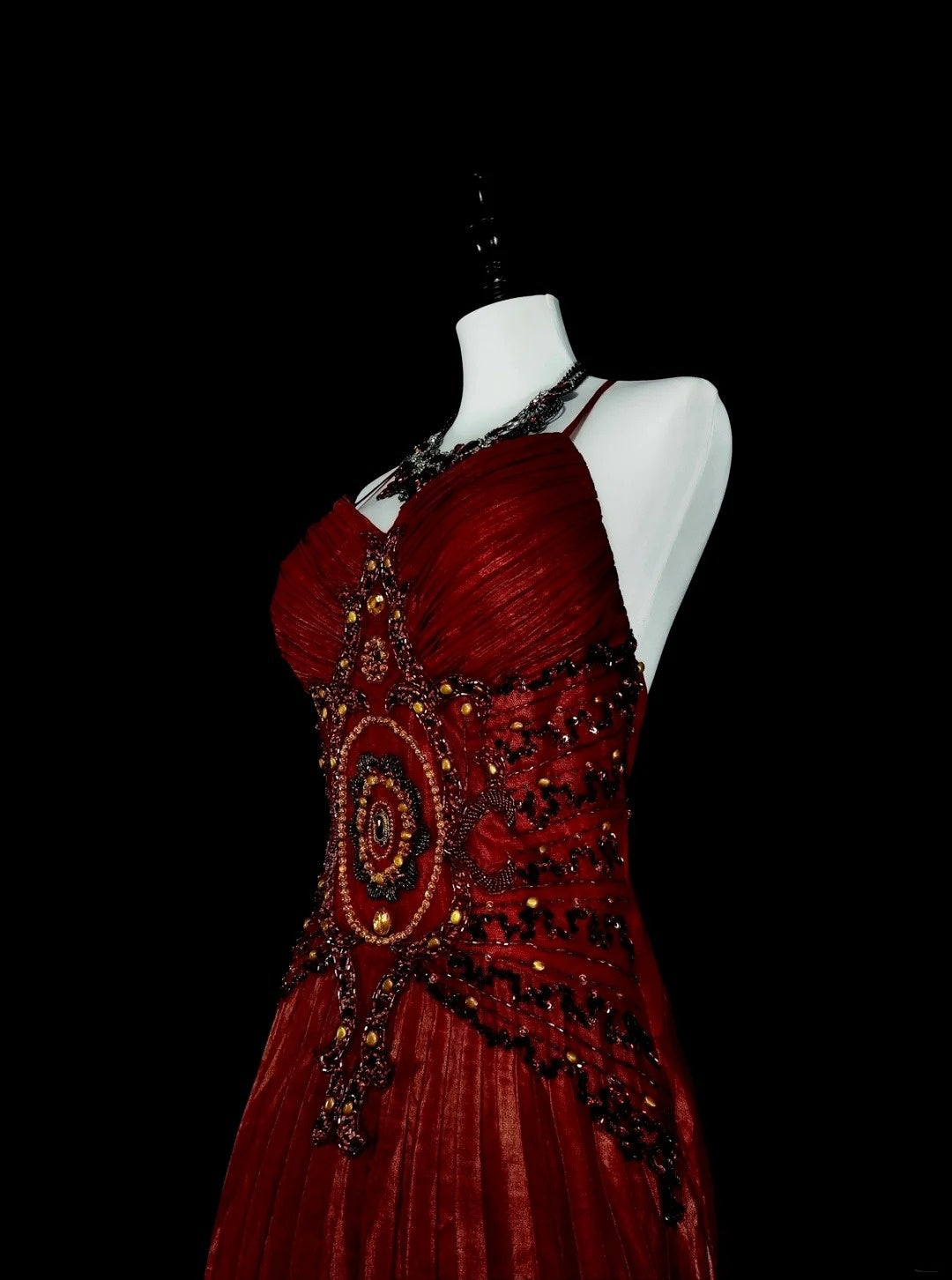 Robes de bal vintage Trapèze Col Haut Bretelles Fines Bordeaux Perlé Années 80 Longue Robe de Soirée N2704