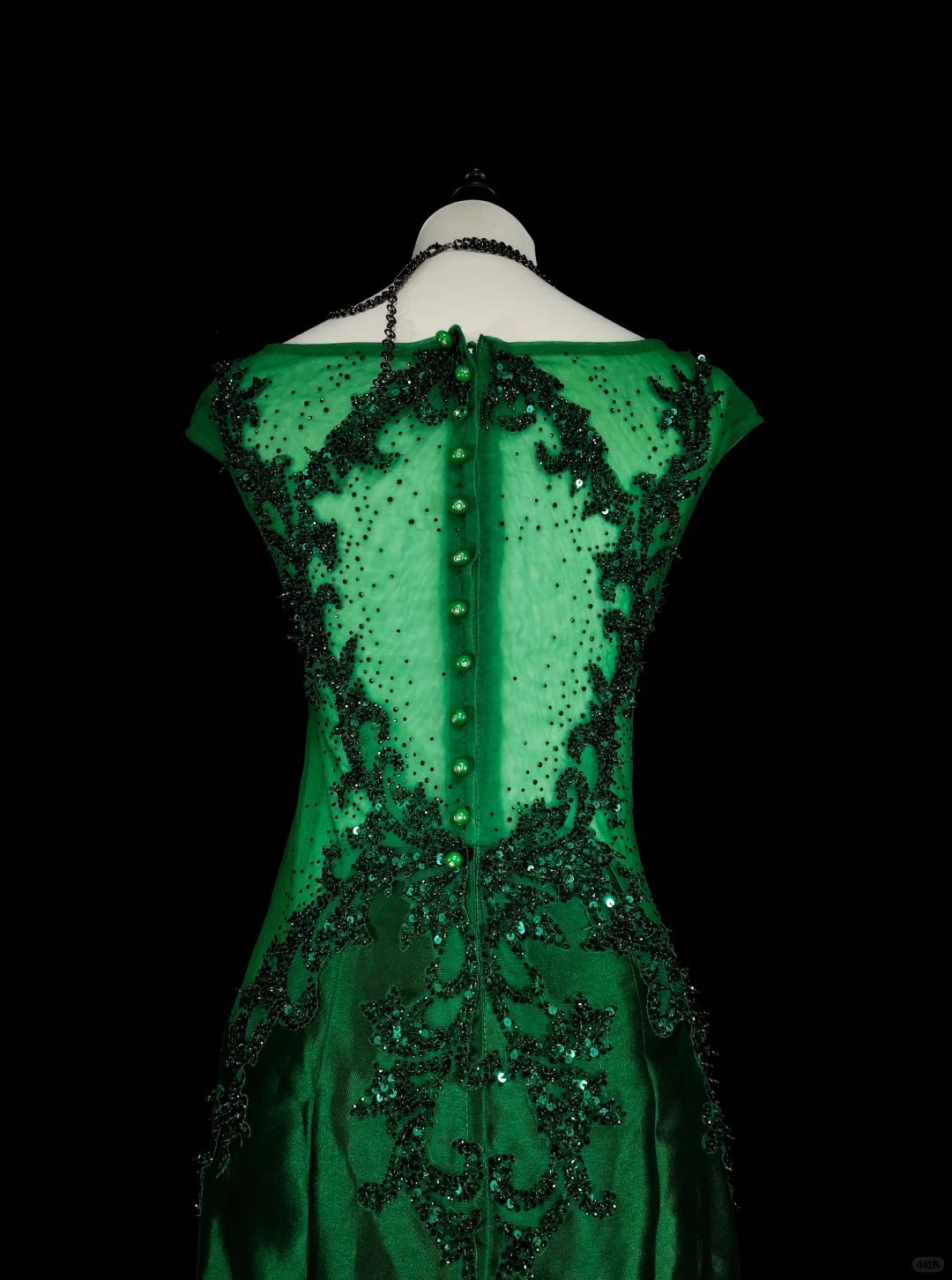 Vintage Abschlussballkleider Meerjungfrau Rundhals Dunkelgrün Satin Mit Perlen 1980er Lange Formelle Abendkleid N2705