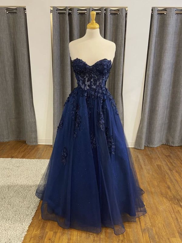 Trägerloses, rückenfreies, langes, marineblaues Spitzenkleid mit Perlenbesatz, formelles, marineblaues Spitzen-Abendkleid AB1829