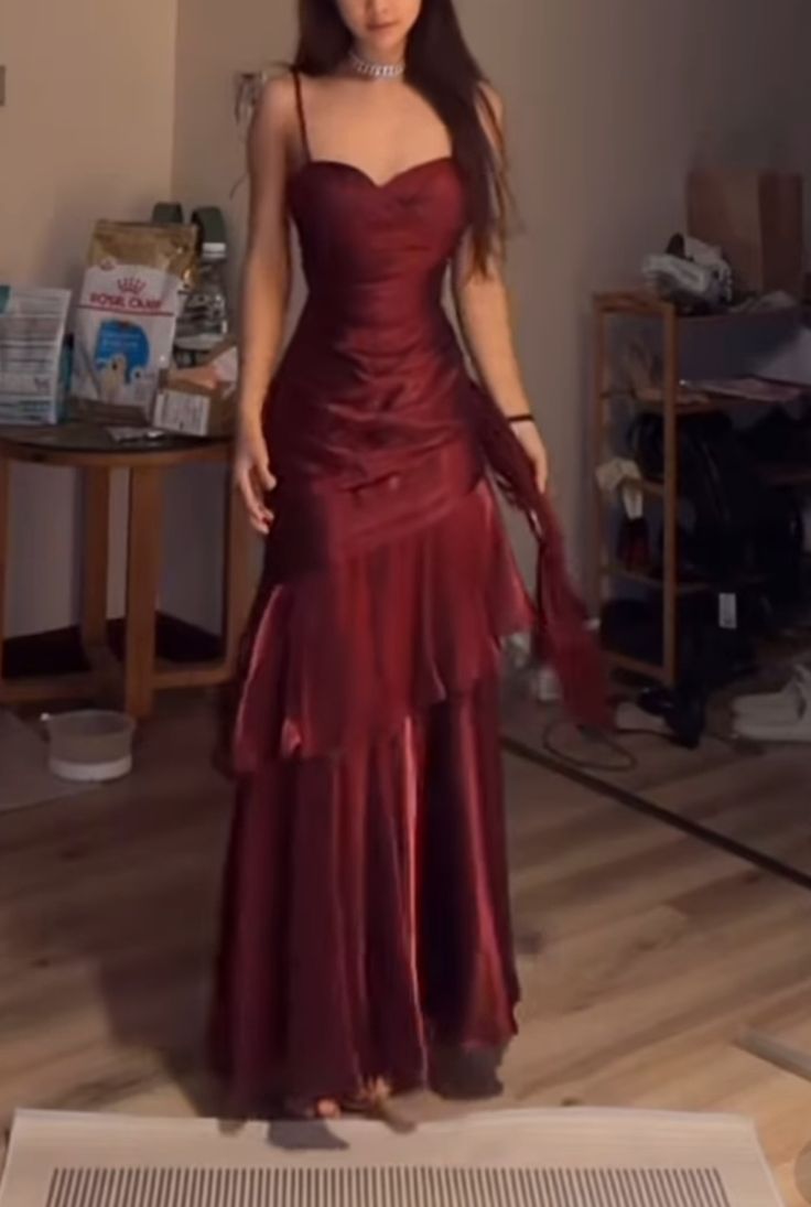 Elegantes, burgunderrotes Chiffon-Abendkleid im Meerjungfrauenstil mit Spaghettiträgern, formelles Abendkleid AB542