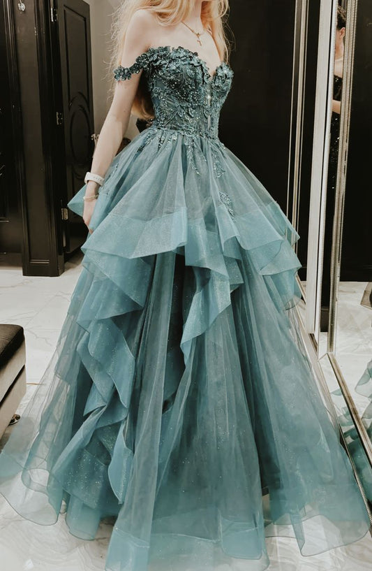 Elegantes Ballkleid mit schulterfreiem Ausschnitt, grünem Tüll und Spitze, mit Ärmeln, Partykleid, Abendkleid AC012