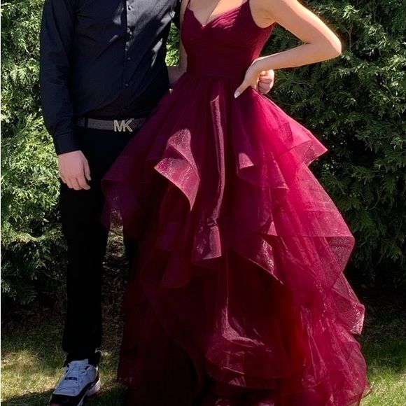 Ball Gown Spaghetti Straps Ruffled Long Prom Dress Burgundy Prom Dresses Birthday Gowns AB933