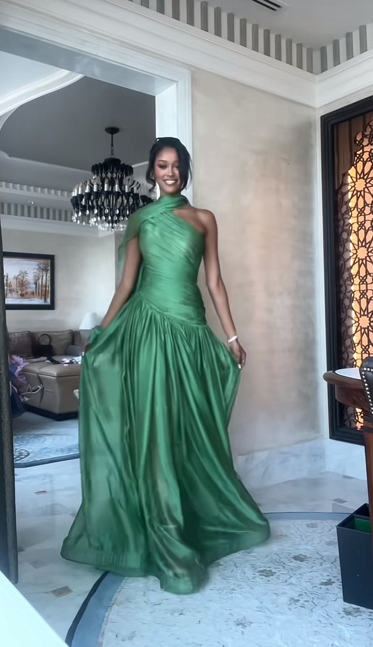 Elegant A Line One Shoulder Green Satin Sleeveless Long Prom Dresses Classy Prom Party Gowns AB240