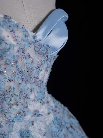 Robe de bal élégante, décolleté cœur, en tulle bleu ciel clair, longue, style tendance, idéale pour les soirées et les cérémonies de fin d'année (réf. N683)