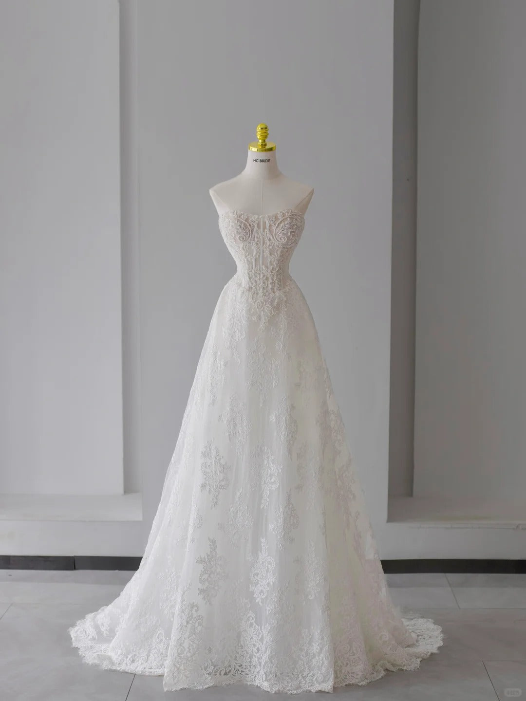 Einzigartige Brautkleider A-Linie Sweetheart Boho Spitze Weiß Langes Hochzeitskleid N3090