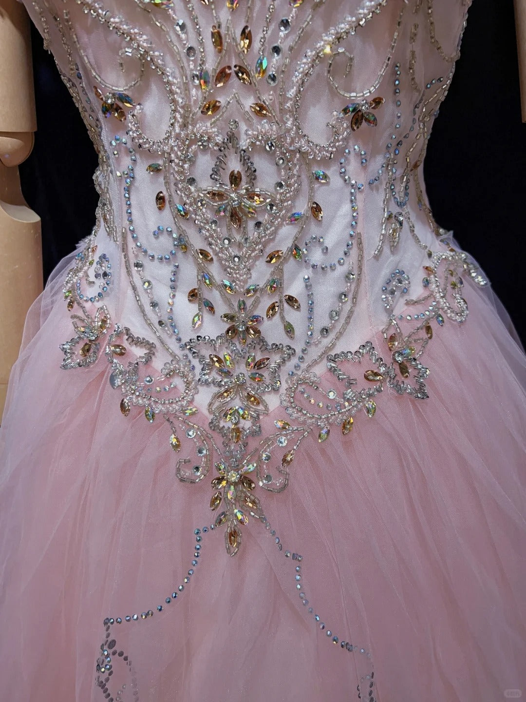Prinzessinnen-Ballkleider Inspo Ballkleid Pink Tüll Lang mit Perlen Abendkleider N3392