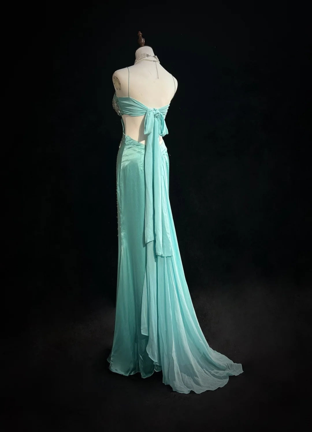 Elegante Abschlussballkleider Meerjungfrau Spaghettiträger Rückenfrei Tiffany-Blau Chiffon Mit Perlen Lang Formelle Abendgarderobe N3708