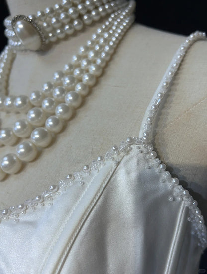 Robes de mariée uniques, robe de bal, bretelles spaghetti, blanche, avec perles à volants, longue robe de mariée N3629