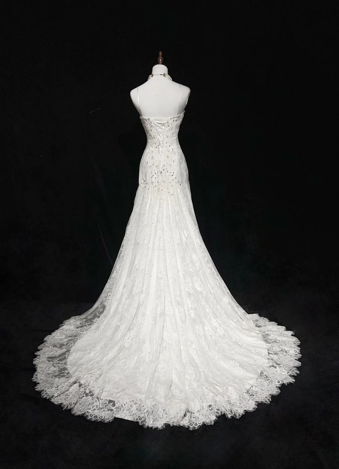 Robes de mariée uniques sirène, bretelles spaghetti, dentelle blanche, longue robe de mariée N3096