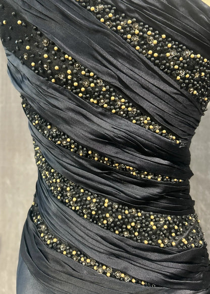 Elegante Abschlussballkleider Meerjungfrau One Shoulder Satin Black Tie Kleid mit Perlen Lang Formelle Abendgarderobe N3704