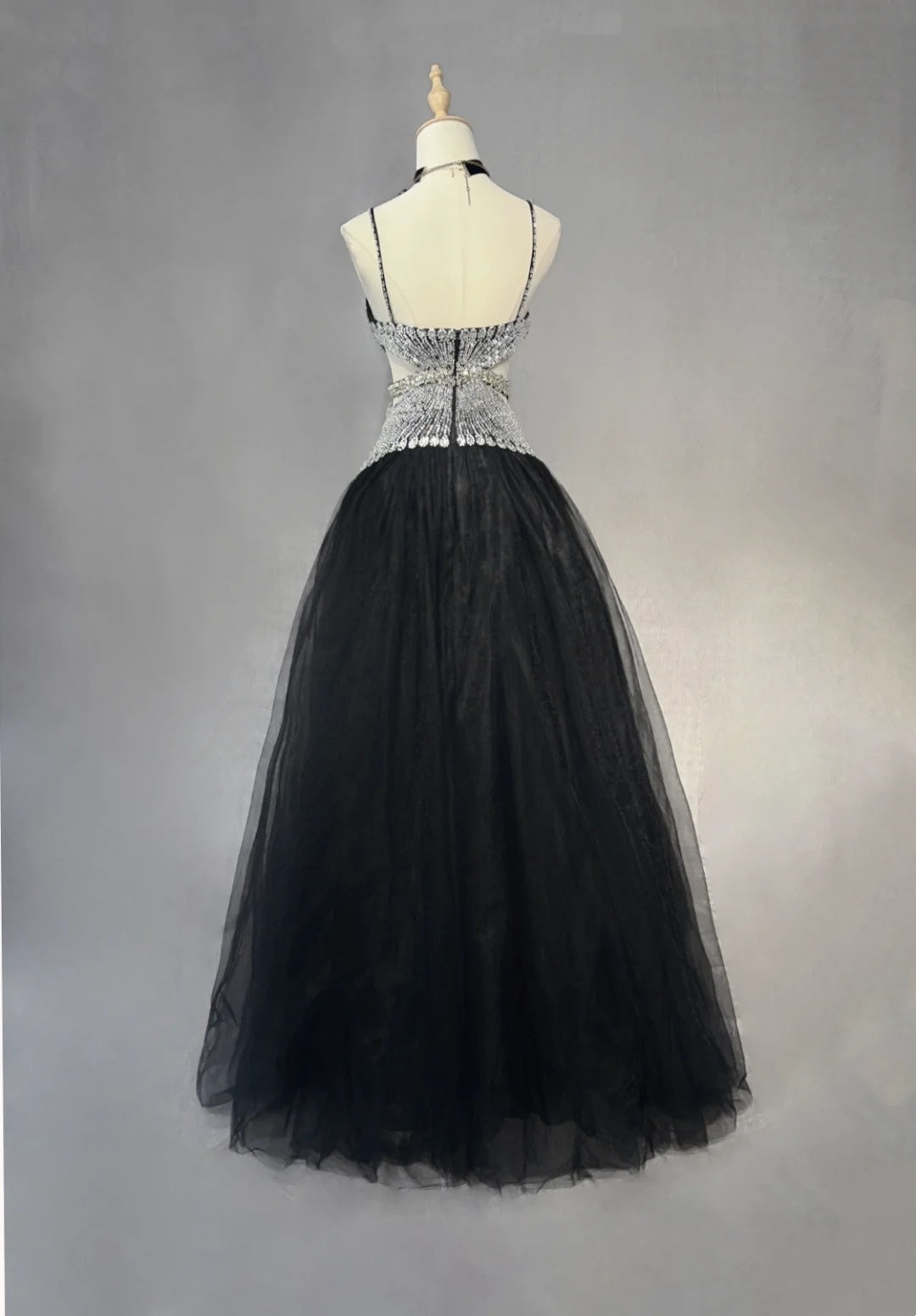Vintage Prom Dresses Inspo Ball Gown Halter Drop Waist 90s Tulle Black Tie Dress With Beading For Women Formal Gowns N3306