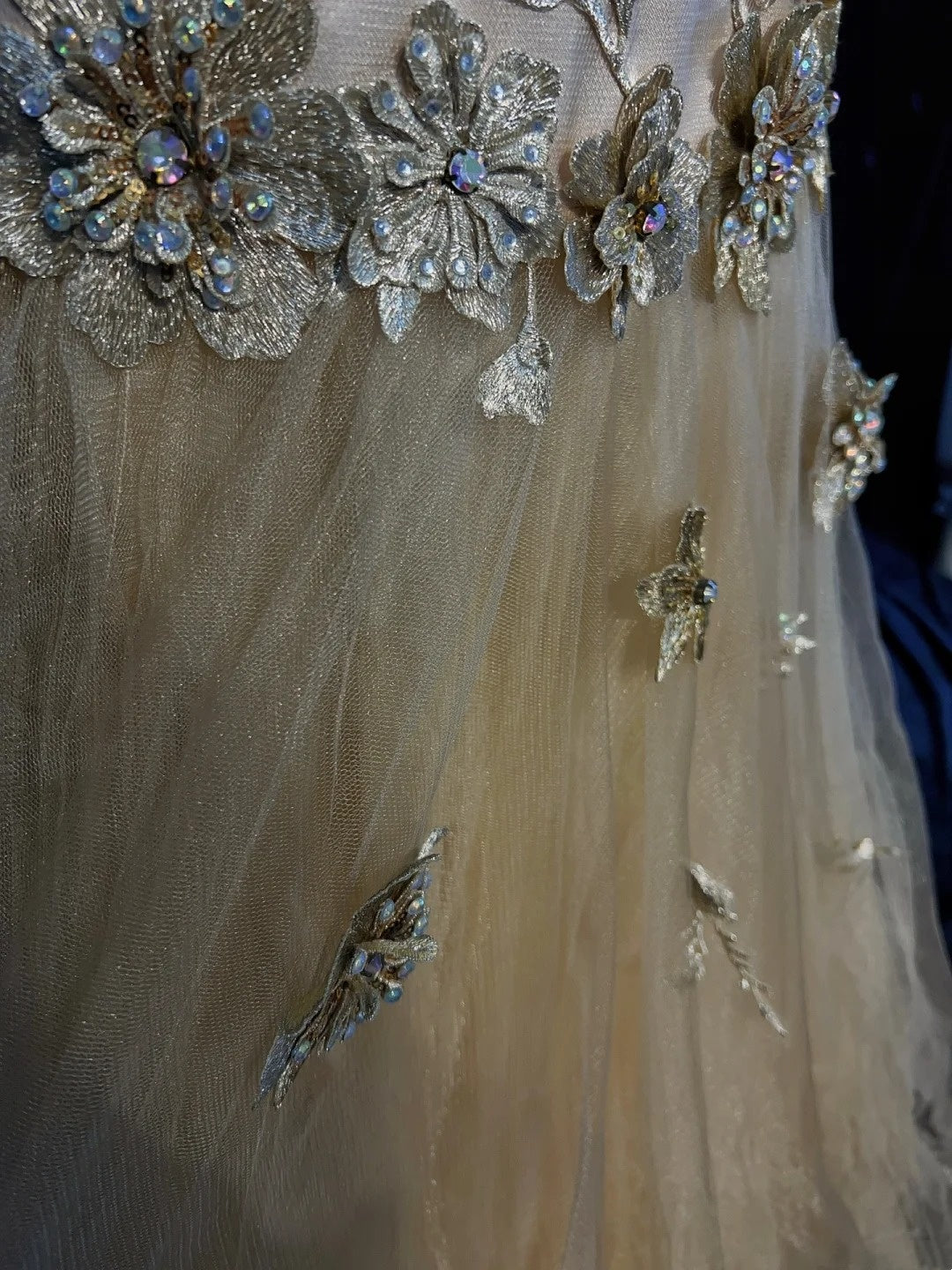 Vintage Meerjungfrauen-Abschlussballkleider, One Shoulder Tüll, Gold, 90er Jahre mit Applikationen, Ballkleider N3343
