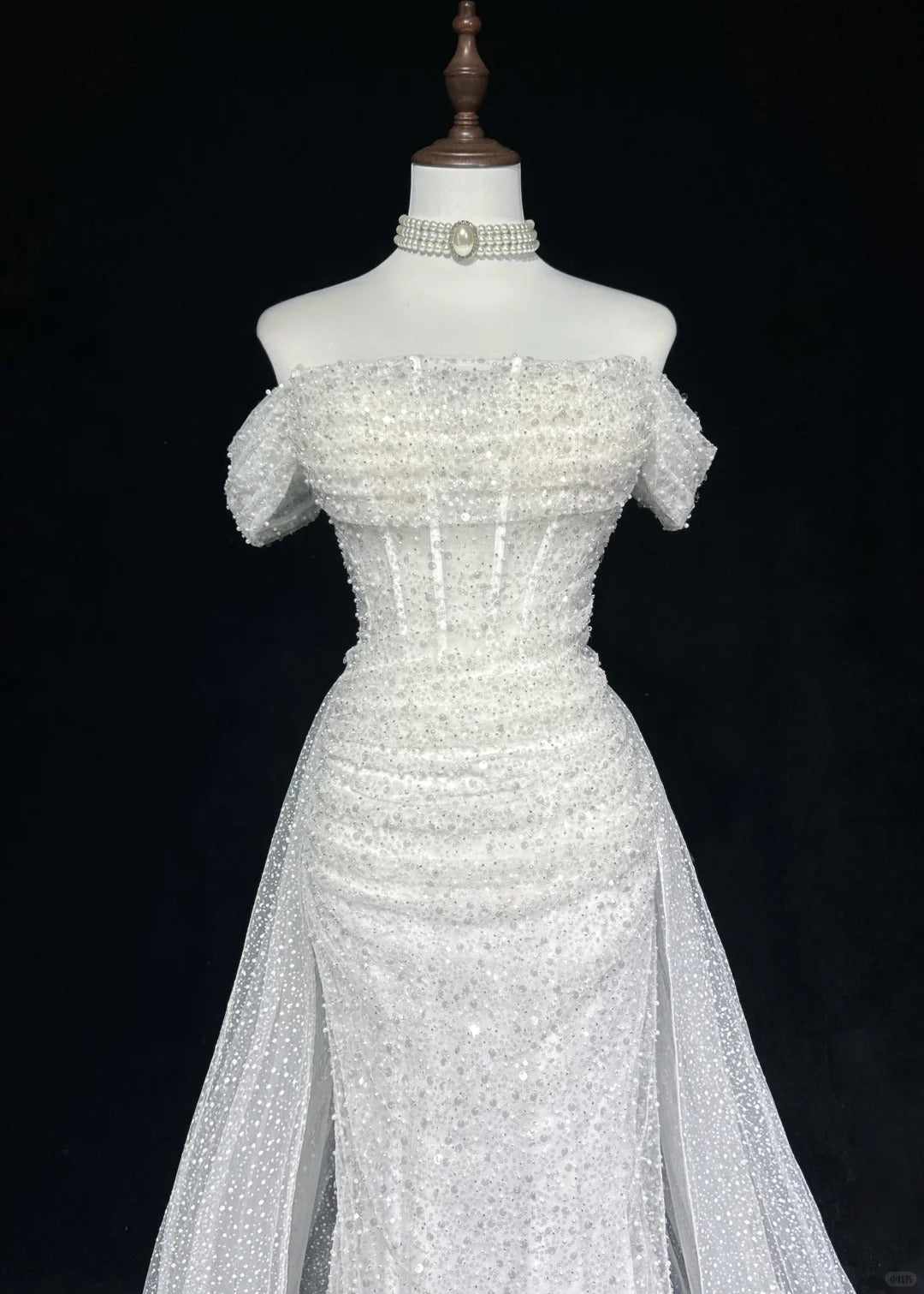 Robes de mariée uniques sirène, épaules dénudées, paillettes avec volants, longue robe de mariée blanche N3619