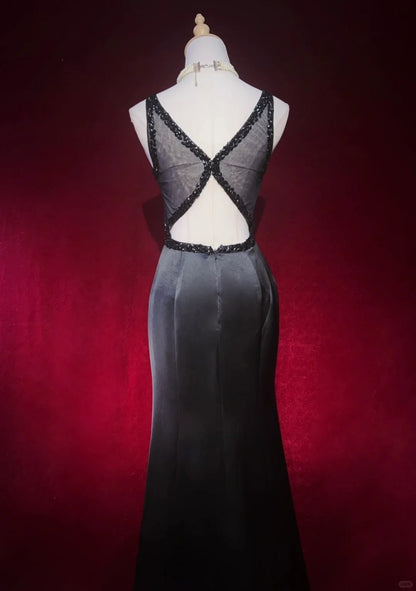 Vintage Prom Dresses Meerjungfrau V-Ausschnitt Schwarz Satin Mit Perlen Bestickt Rückfrei Langes Ballkleid N2508