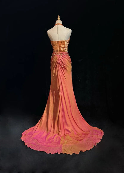 Robes de bal charmantes sirène rose licou en satin orange avec volants longues tenues de soirée N3430