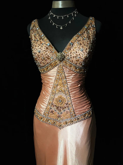 Bescheidene Abschlussballkleider Inspo Meerjungfrau V-Ausschnitt Pink Satin Mit Perlen Für Damen Festliches Kleid N3244