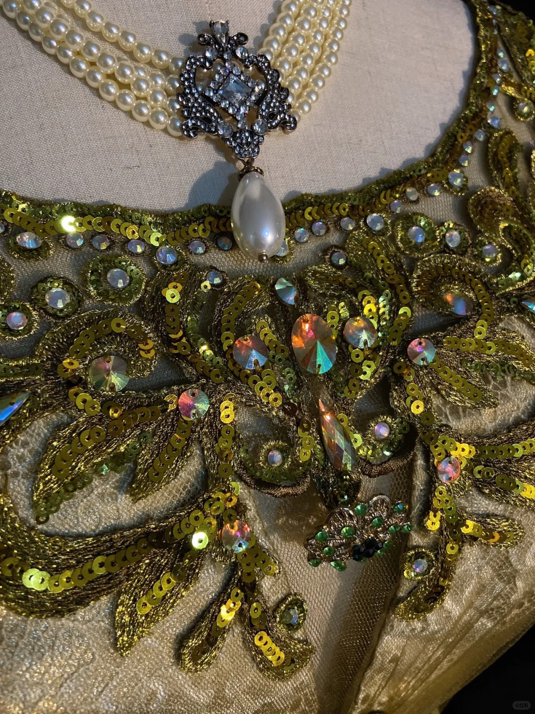 Vintage Abschlussballkleider 90er Meerjungfrau Schmuckausschnitt Goldtüll Mit Perlen Lang Halbformelles Abendkleid N3674
