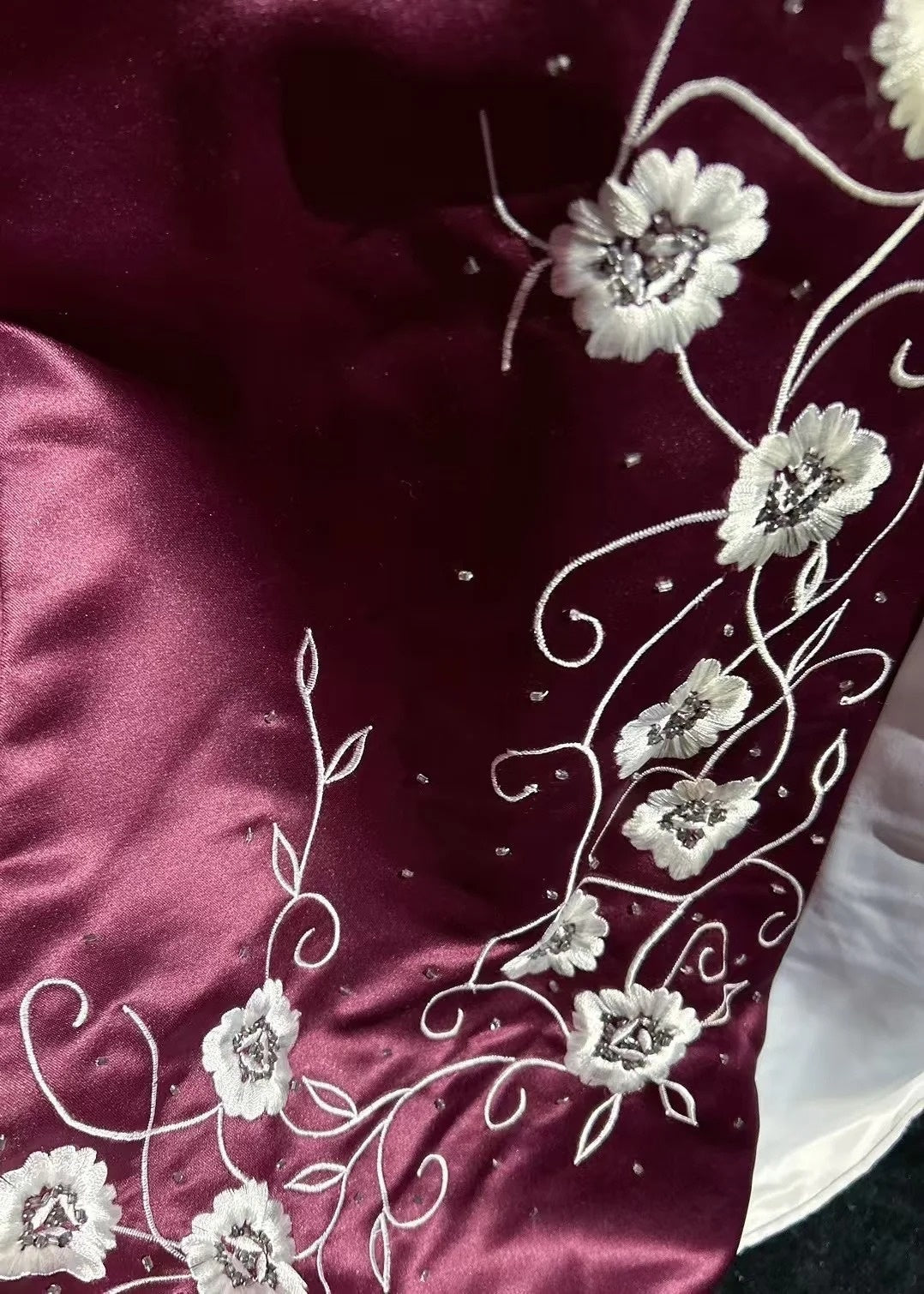 Robes de bal de promo vintage, robe de soirée en satin violet à bretelles spaghetti avec perles, robe de soirée longue style années 1950 N2593