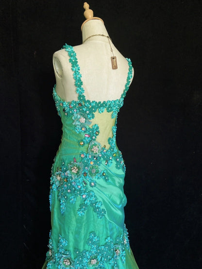 Elegante Abschlussballkleider Meerjungfrau Spaghettiträger Grüner Tüll mit Blumen Bodenlang Formelle Abendgarderobe N3490