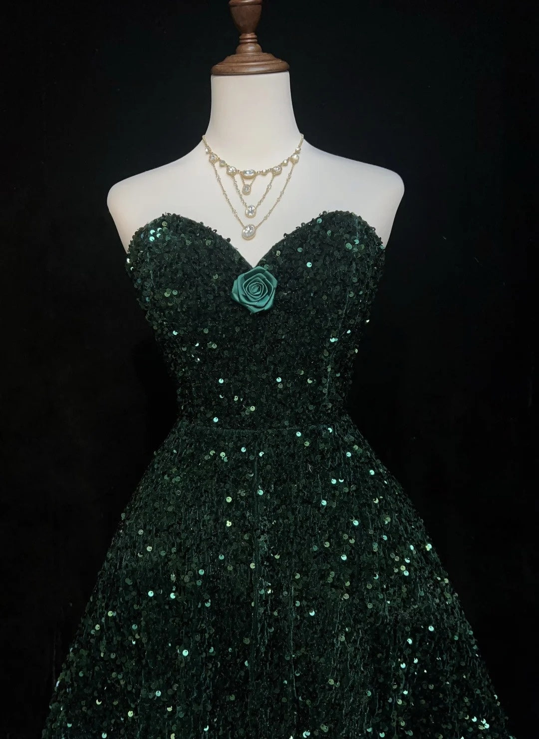 Robe de bal vintage en cœur vert foncé à sequins Y2K Années 2000 Mini robes de retour à la maison N3108