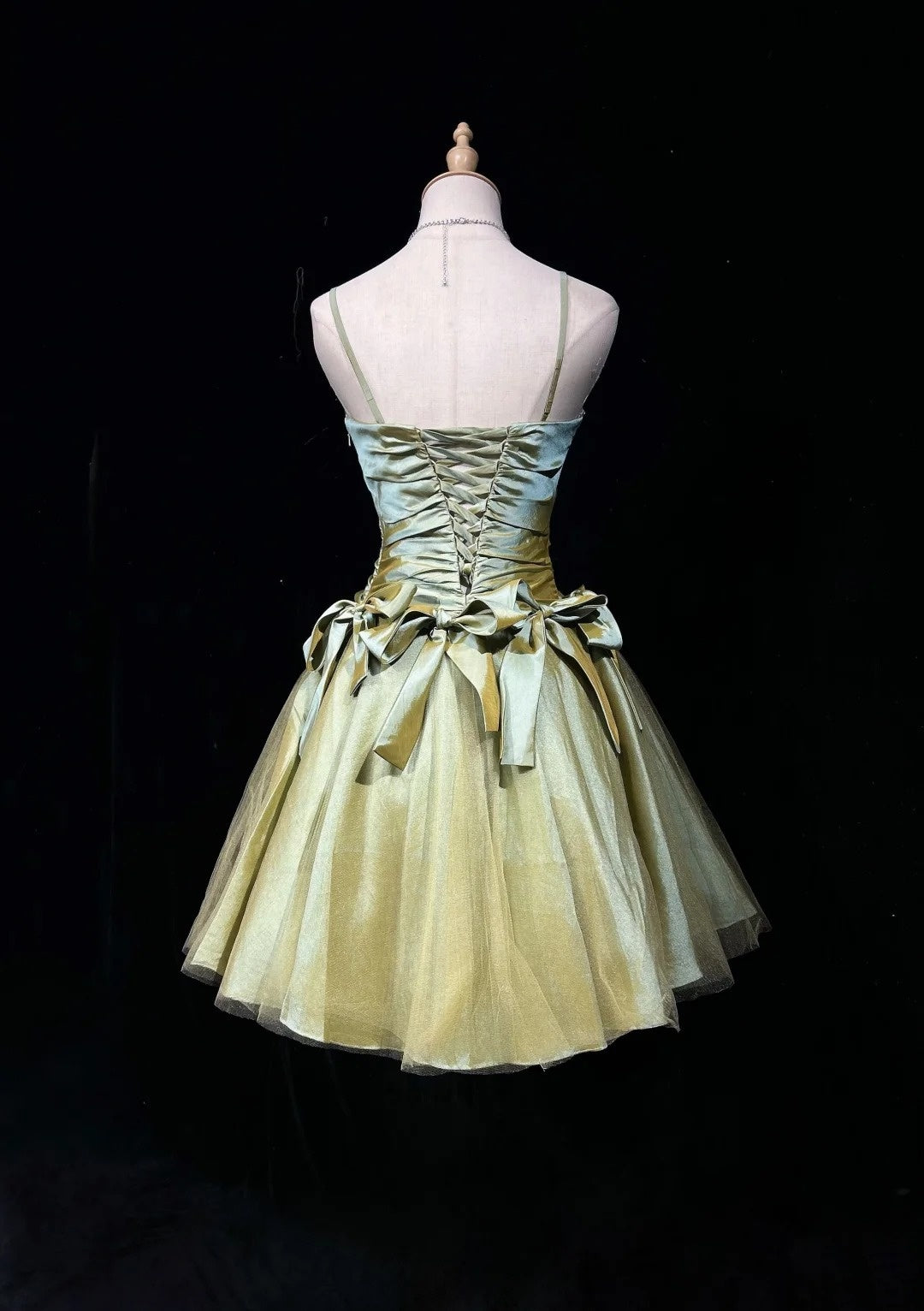 Vintage Ball Gown Spaghetti Strap Green Short Mini Senior Inspo Birthday 16th Party Outfits Homecoming Dresses RB3954