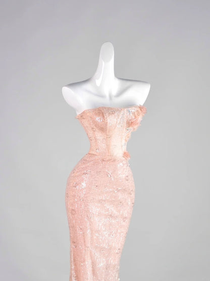 Elegantes, ärmelloses, trägerloses Meerjungfrauen-Abendkleid in Rosa mit Pailletten, Modell N1287