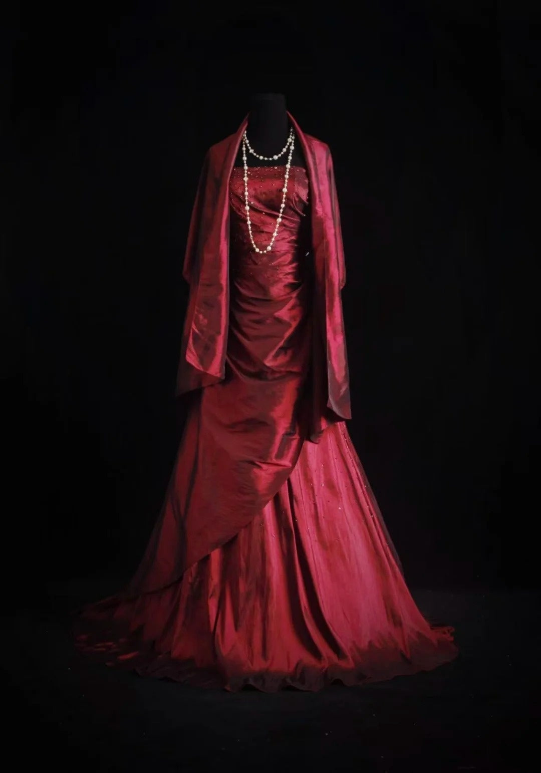 Vintage Prom Dresses 1960s Ball Gown Strapless Burgundy Wine Red Satin Floor Length Sleeveless Evening Formal Outfits RB4932