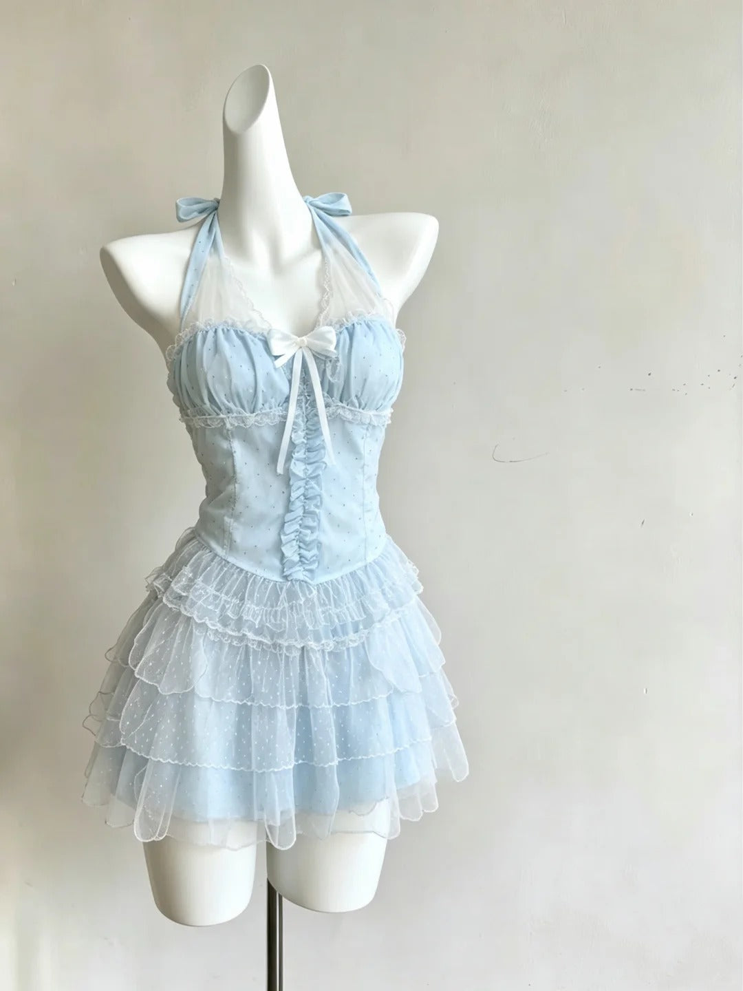 Süßes A-Linien-Neckholder-Minikleid in Hellblau, 9. Klasse, kurze Abschlussball-Inspo, Geburtstagsfeier-Outfits, Heimkehrkleider RB3284