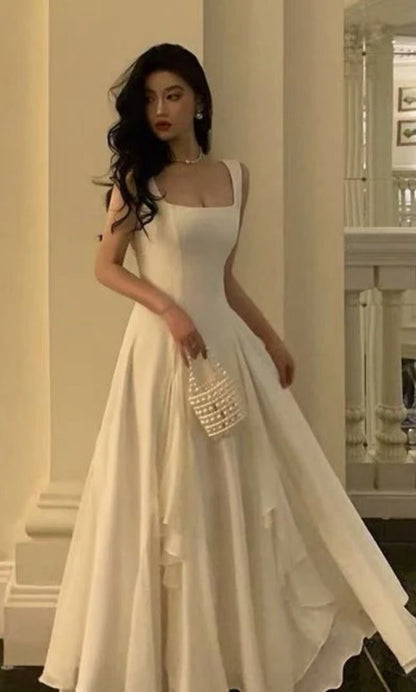 Magnifique robe blanche sans manches à encolure carrée et coupe trapèze, idéale pour une soirée romantique, un bal de promo ou un anniversaire (AB1915)