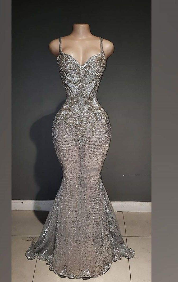 Robes de bal sirène fourreau sans manches à fines bretelles en paillettes argentées scintillantes avec perles de pierres précieuses pour femmes noires N4051