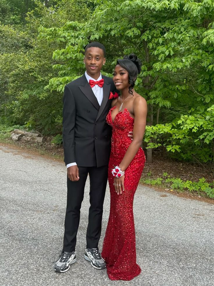 Magnifique robe de bal sirène rouge fendue à sequins et perles, longue robe de soirée AB370