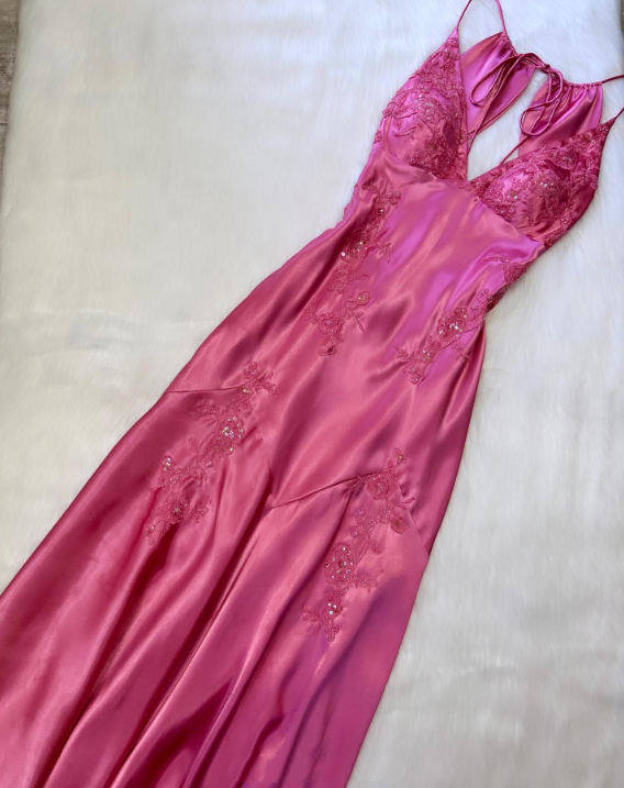 Elegantes Meerjungfrauen-Abendkleid mit Spaghettiträgern, rückenfreier Satin-Spitze und trägerlosem Design – perfekt für Highschool-Teenager, Abschlussball oder andere festliche Anlässe (N014)